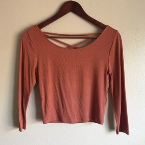 Long sleeve crop top